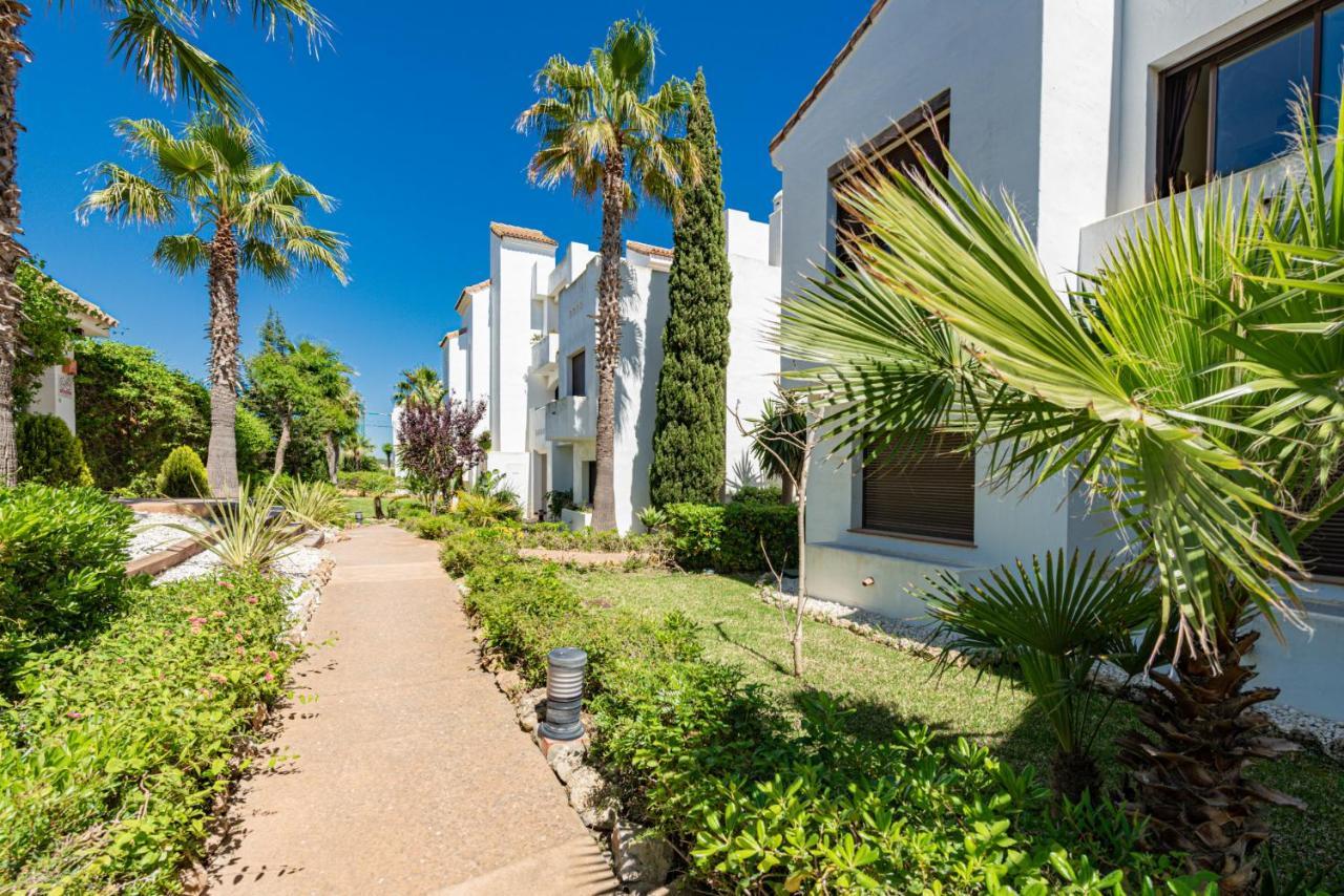 2149-Amazing Groundfloor 3 Bedrooms On Golf, Pools Alcaidesa Extérieur photo