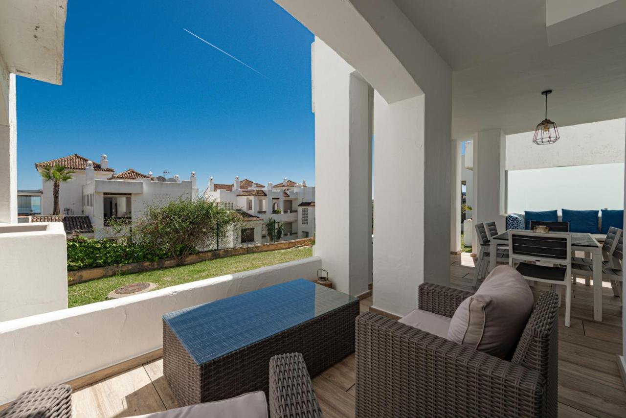 2149-Amazing Groundfloor 3 Bedrooms On Golf, Pools Alcaidesa Extérieur photo